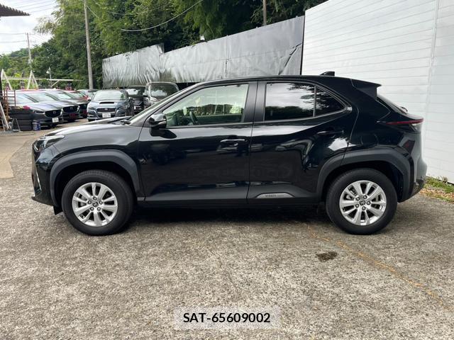 Toyota YARIS CROSS 2022-02 8360896-6