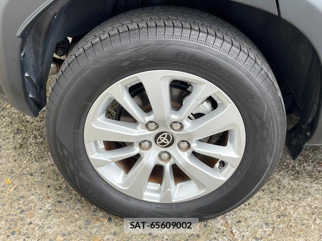 Toyota YARIS CROSS 2022-02 8360896-7