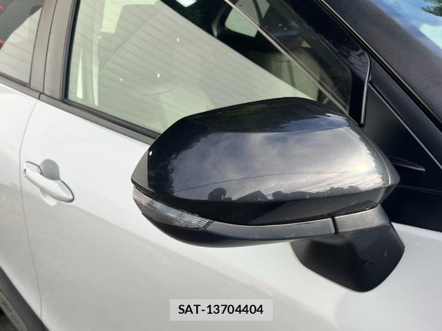 Toyota YARIS CROSS 2022-12 8360897-14