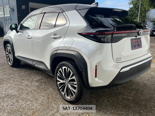 Toyota YARIS CROSS 2022-12 8360897-18