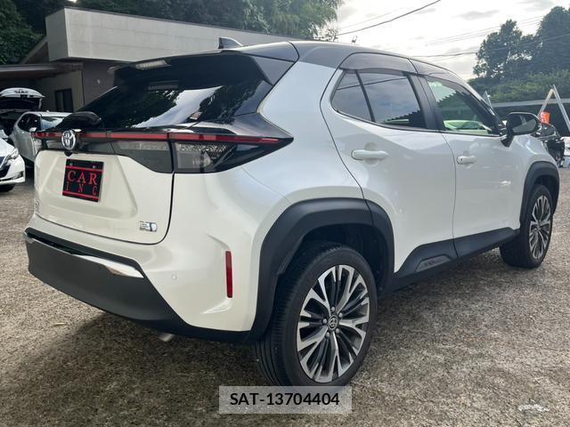 Toyota YARIS CROSS 2022-12 8360897-5