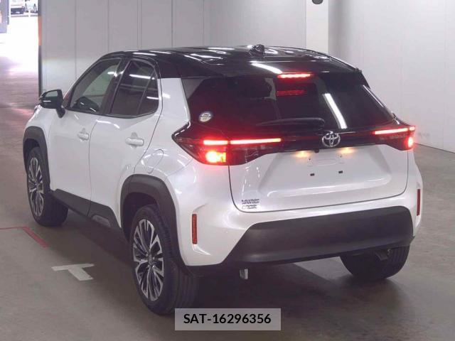 Toyota YARIS CROSS 2023-03 8361231-4