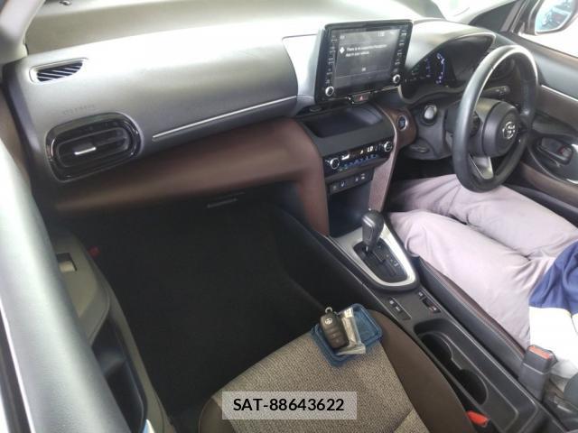 Toyota YARIS CROSS 2022-07 8361340-2