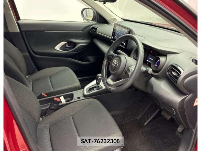 Toyota YARIS CROSS 2023-08 8361376-2