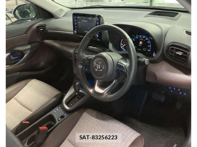 Toyota YARIS CROSS 2023-08 8361388-2