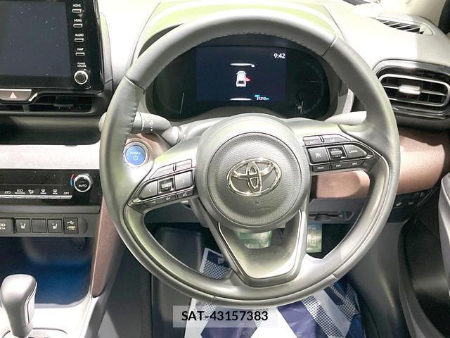 Toyota YARIS CROSS 2021-12 8361495-7