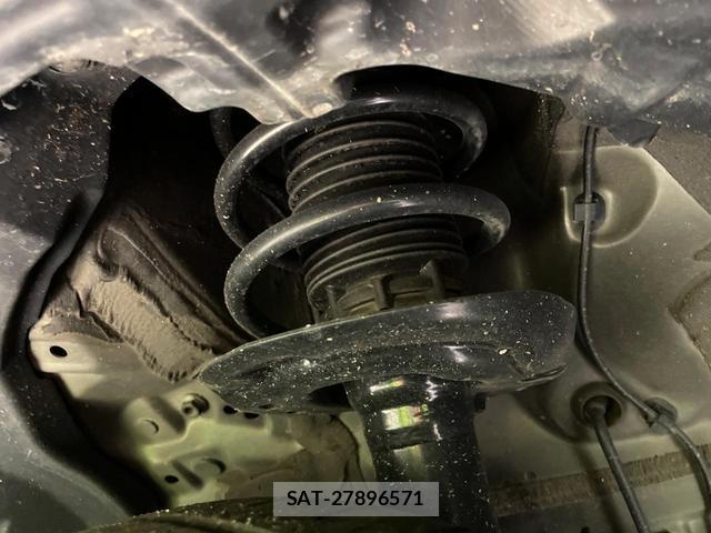 Toyota YARIS CROSS 2022-03 8361528-19