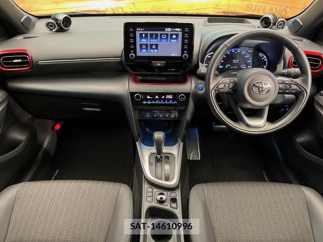 Toyota YARIS CROSS 2023-04 8361660-1