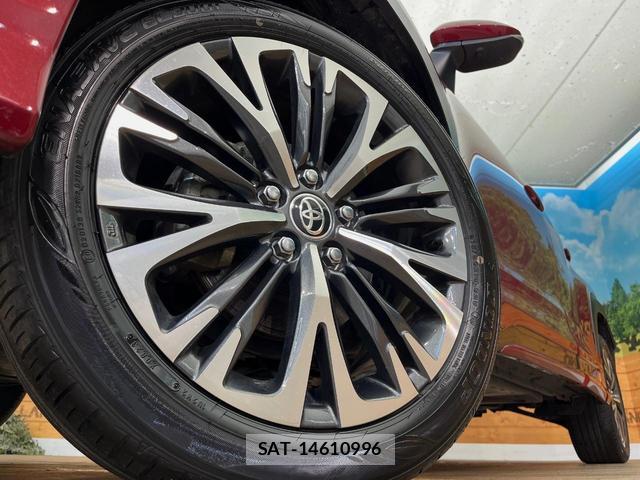 Toyota YARIS CROSS 2023-04 8361660-13