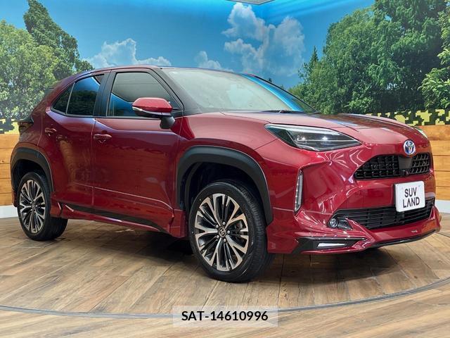 Toyota YARIS CROSS 2023-04 8361660-16