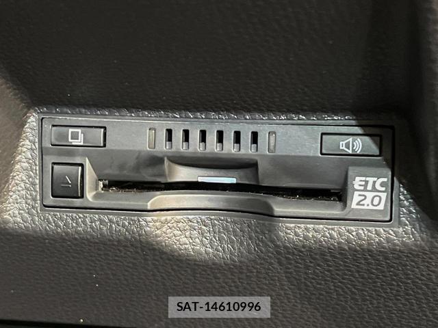 Toyota YARIS CROSS 2023-04 8361660-7