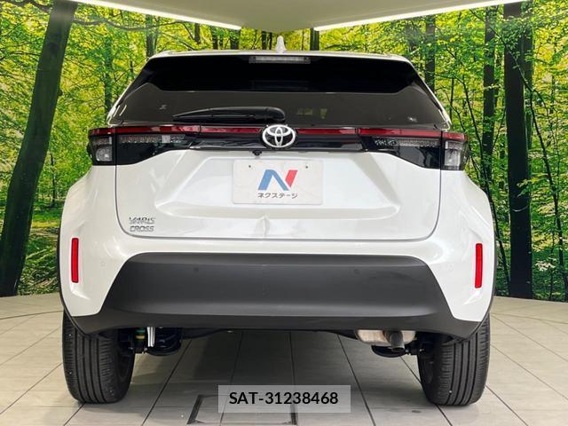 Toyota YARIS CROSS 2024-05 8361683-14