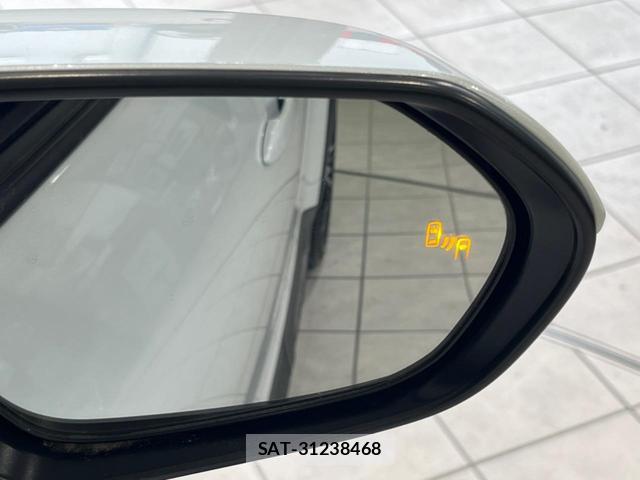 Toyota YARIS CROSS 2024-05 8361683-5