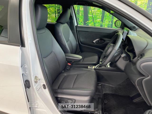 Toyota YARIS CROSS 2024-05 8361683-7