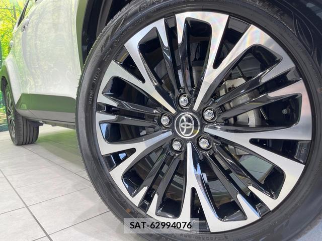 Toyota YARIS CROSS 2025-05 8361821-12