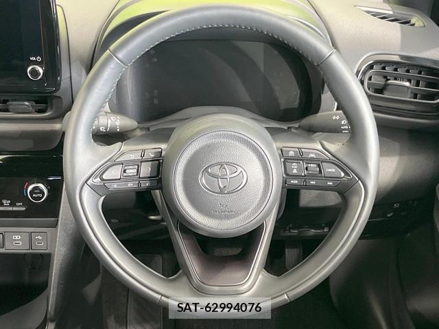 Toyota YARIS CROSS 2025-05 8361821-7
