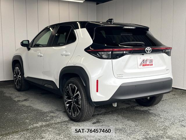 Toyota YARIS CROSS 2025-10 8362026-3