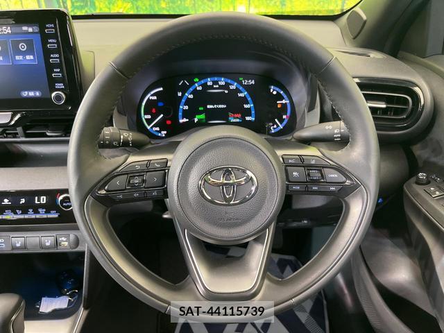 Toyota YARIS CROSS 2023-10 8362030-10