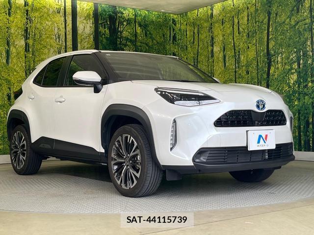 Toyota YARIS CROSS 2023-10 8362030-15