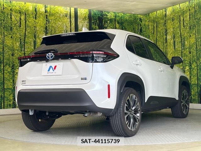 Toyota YARIS CROSS 2023-10 8362030-16