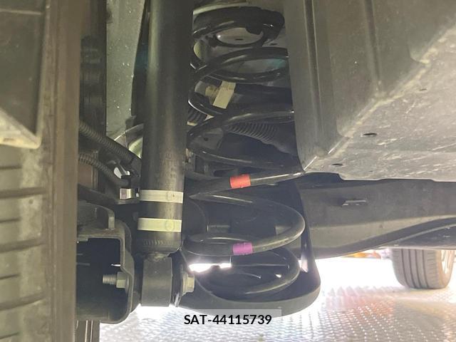 Toyota YARIS CROSS 2023-10 8362030-19