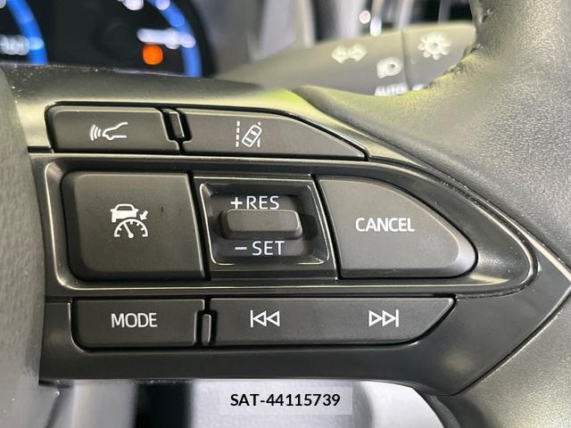 Toyota YARIS CROSS 2023-10 8362030-4