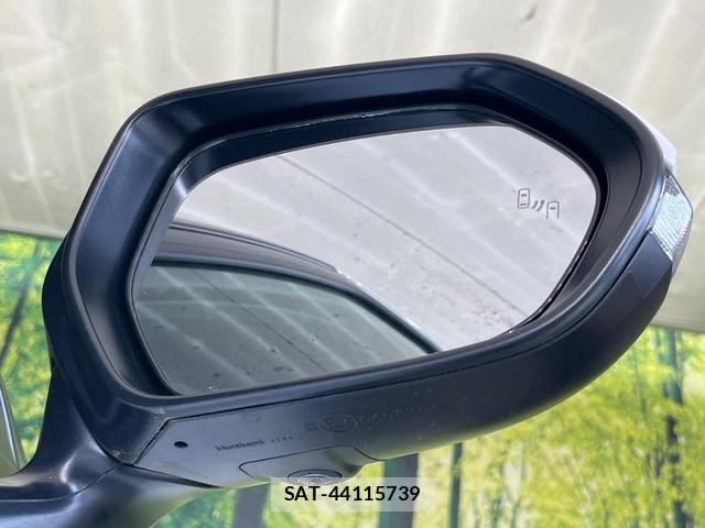 Toyota YARIS CROSS 2023-10 8362030-5