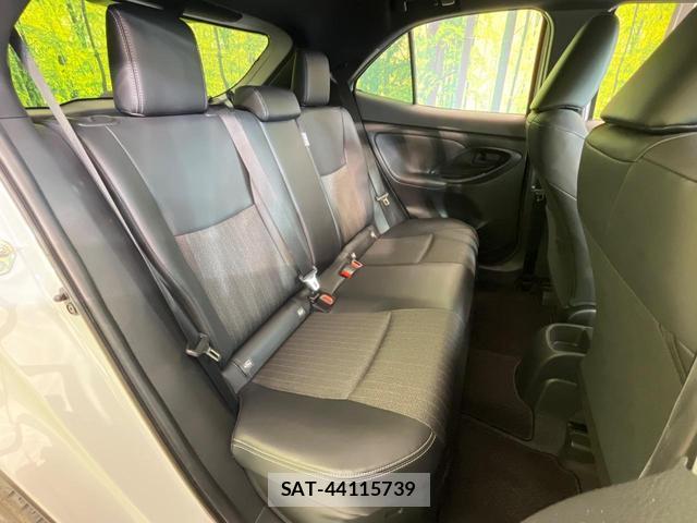 Toyota YARIS CROSS 2023-10 8362030-8