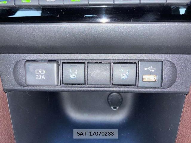 Toyota YARIS CROSS 2022-01 8362169-11