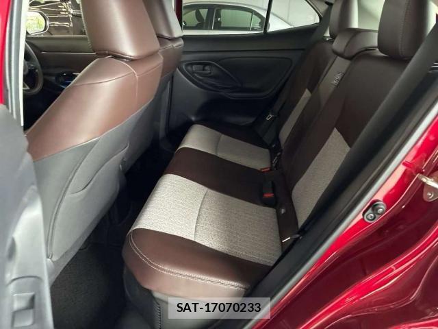 Toyota YARIS CROSS 2022-01 8362169-5