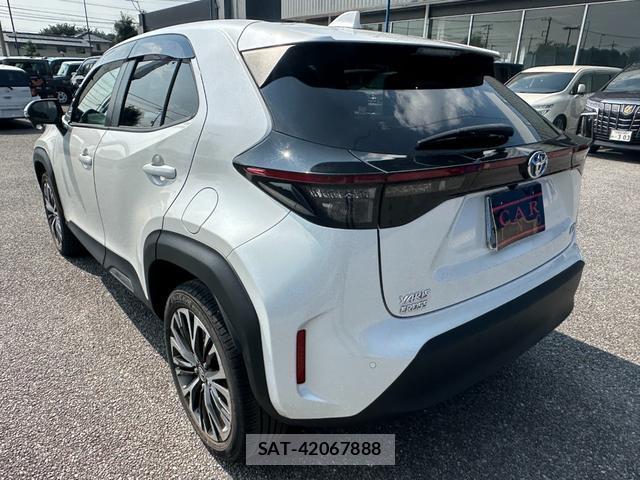 Toyota YARIS CROSS 2022-11 8362482-6