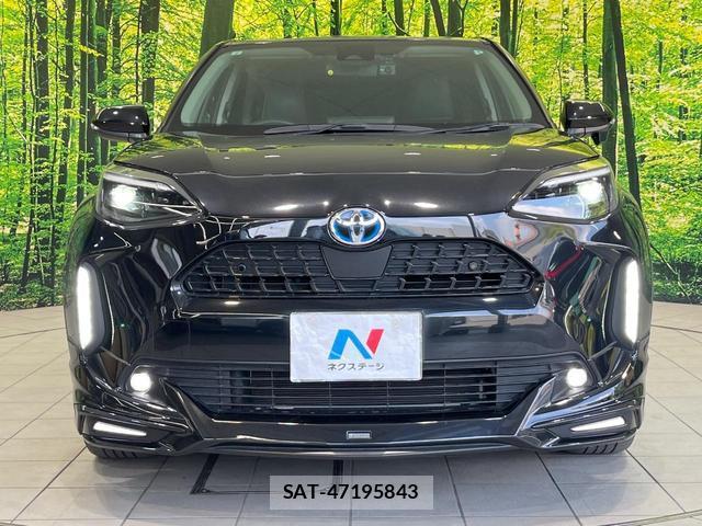 Toyota YARIS CROSS 2021-05 8362830-13