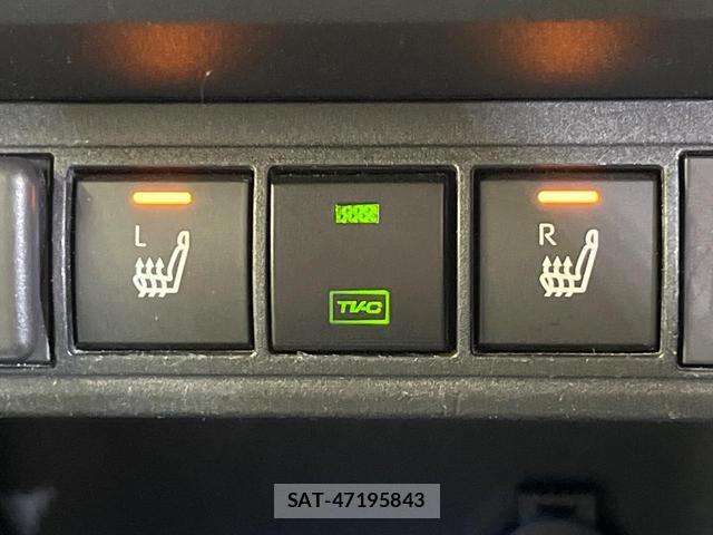 Toyota YARIS CROSS 2021-05 8362830-6