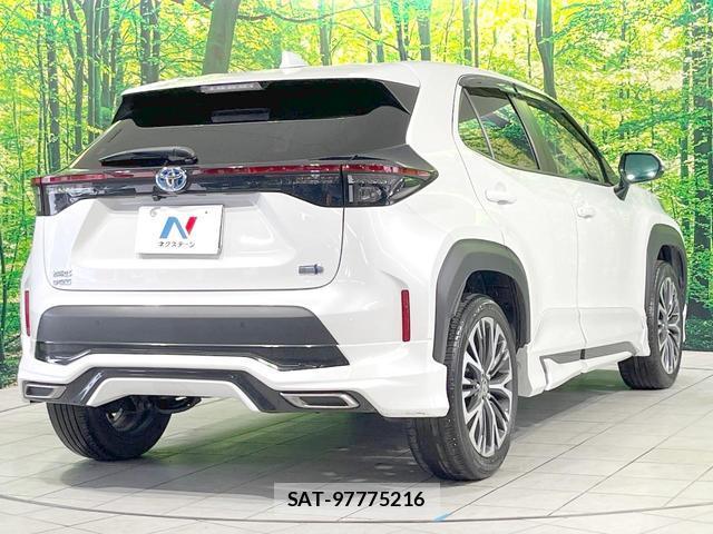 Toyota YARIS CROSS 2022-11 8362852-16