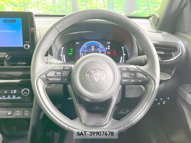 Toyota YARIS CROSS 2025-10 8362871-10