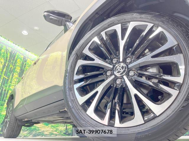 Toyota YARIS CROSS 2025-10 8362871-11