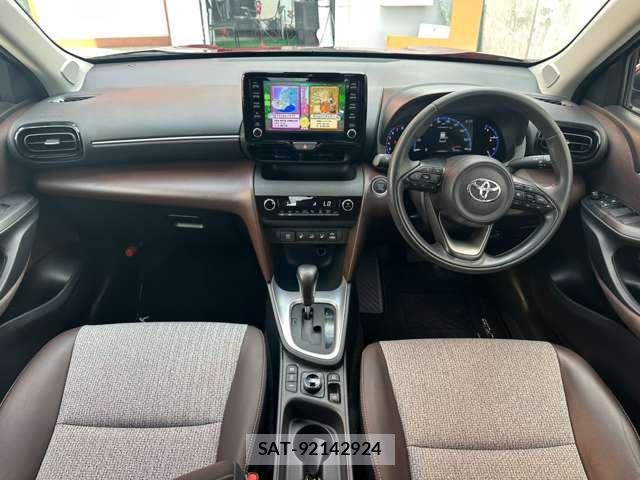 Toyota YARIS CROSS 2021-07 8363369-4