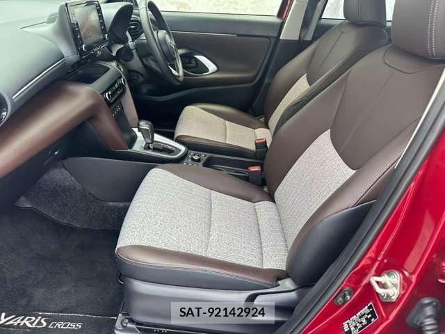 Toyota YARIS CROSS 2021-07 8363369-6