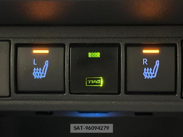Toyota YARIS CROSS 2022-10 8363564-4