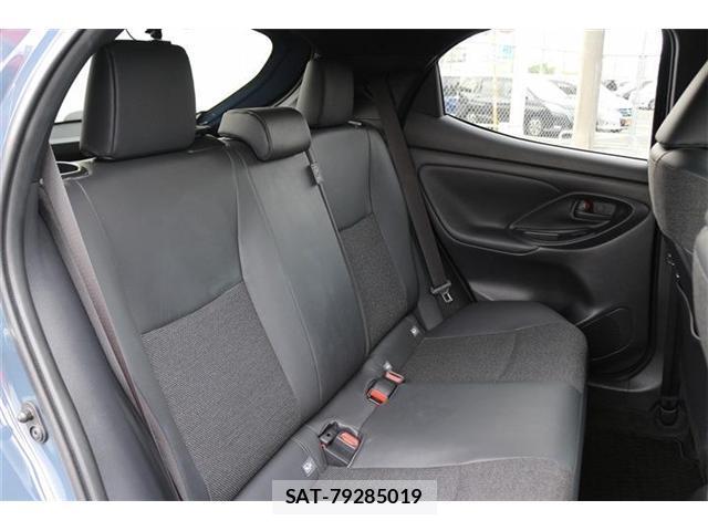 Toyota YARIS 2024-06 8360982-15