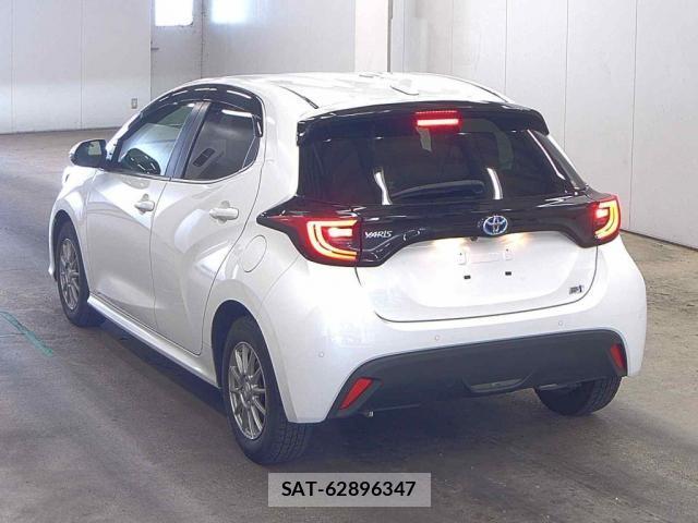 Toyota YARIS 2021-08 8361346-1