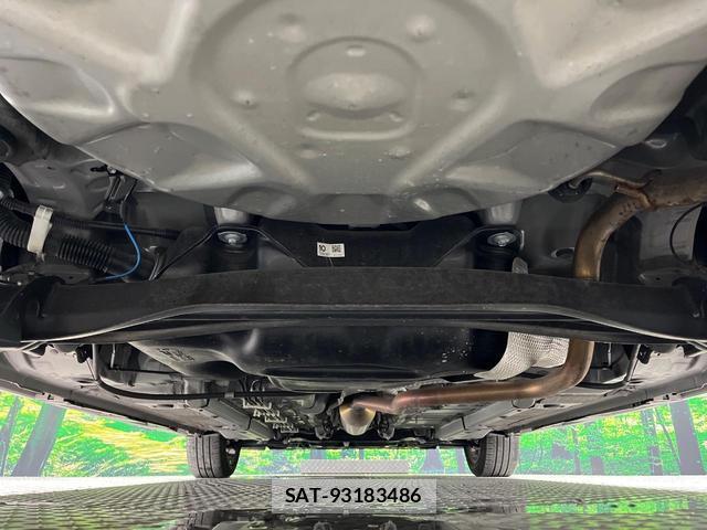 Toyota YARIS 2023-09 8361992-18