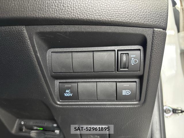 Toyota YARIS 2023-07 8362363-7