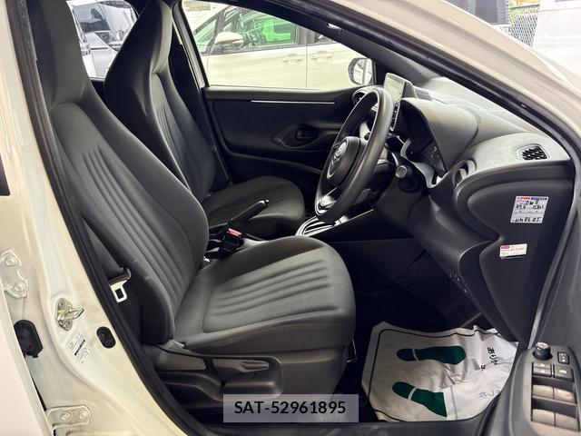 Toyota YARIS 2023-07 8362363-8