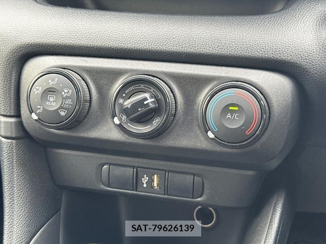 Toyota YARIS 2021-07 8362366-6