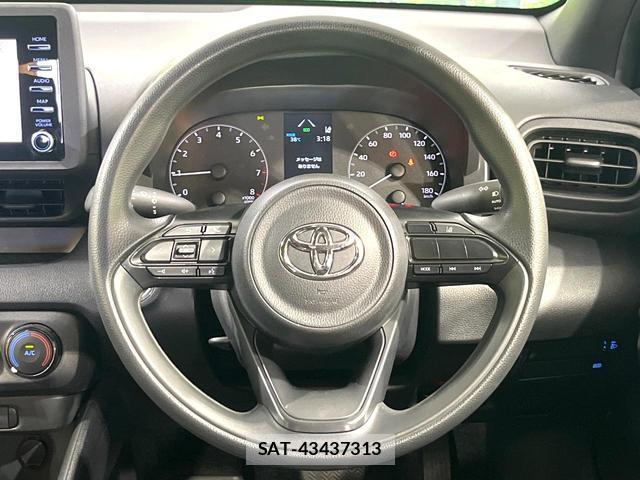Toyota YARIS 2023-07 8362977-10