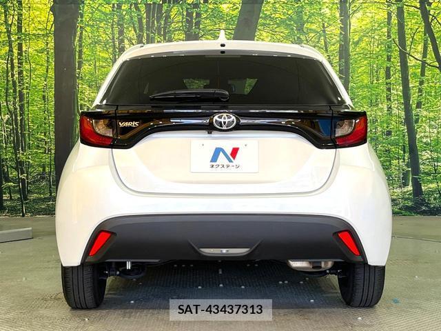Toyota YARIS 2023-07 8362977-14