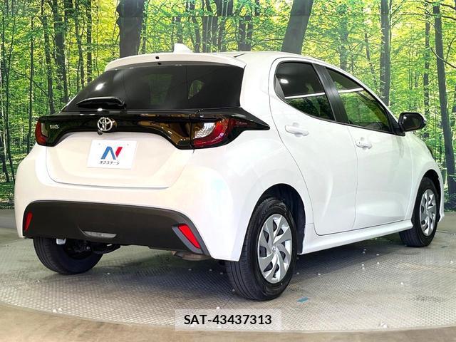 Toyota YARIS 2023-07 8362977-16