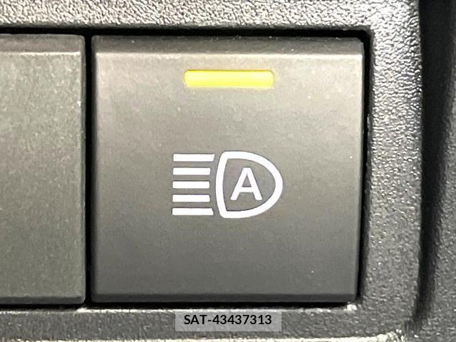 Toyota YARIS 2023-07 8362977-5
