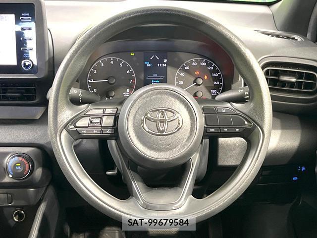 Toyota YARIS 2021-09 8362984-10